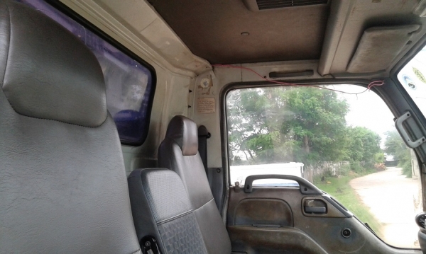 ISUZU NPR 130 แรง หัว - แชชซี ยาว 5 เมตร รถห้างแท้ ปี 51