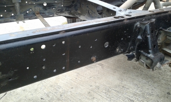 ISUZU NPR 130 แรง หัว - แชชซี ยาว 5 เมตร รถห้างแท้ ปี 51