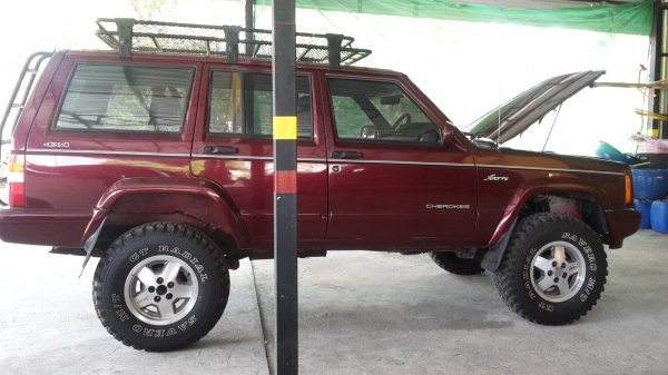 ขาย jeep xj 2.5L โฉมมน