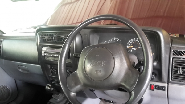 ขาย jeep xj 2.5L โฉมมน