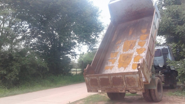 ขาย 6 ล้อดั้ม ISUZU ROCKY เครื่อง 6BD1 165 แรงม้า เฟืองท้ายใหญ่ คัสซีสวย พวงมาลัยพาวเวอร์ ทะเบียนพร้อม