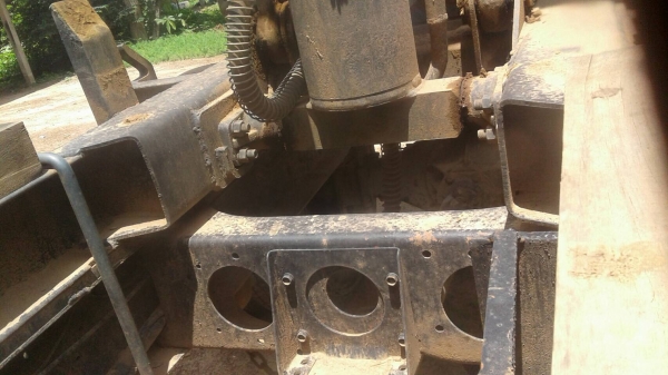 ขาย 6 ล้อดั้ม ISUZU ROCKY เครื่อง 6BD1 165 แรงม้า เฟืองท้ายใหญ่ คัสซีสวย พวงมาลัยพาวเวอร์ ทะเบียนพร้อม