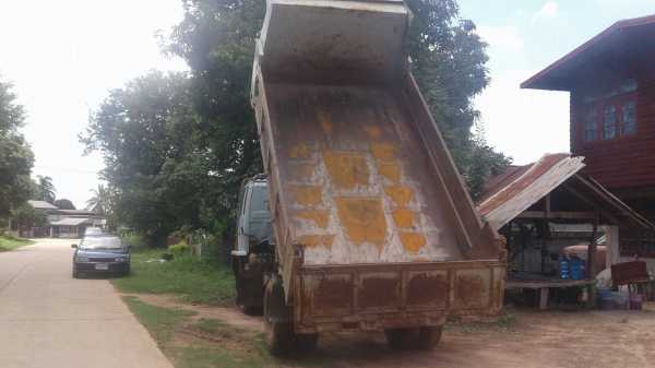 ขาย 6 ล้อดั้ม ISUZU ROCKY เครื่อง 6BD1 165 แรงม้า เฟืองท้ายใหญ่ คัสซีสวย พวงมาลัยพาวเวอร์ ทะเบียนพร้อม