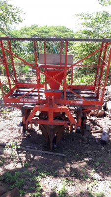 ขาย เครื่องปลูกอ้อยของ KK สภาพพร้อมใช้งาน ราคาถูก