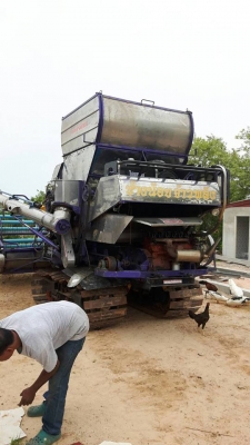 ขายรถเกี่ยวข้าว ช้างน้อยเจ้าพลัง อุ้ม1.5ตัน เครื่องHINO WO6D ช่วงล่าง10สภาพสวยเดิม อุ้มสวยเดิม พร้อมลงงาน ช่วงล่างเต็ม