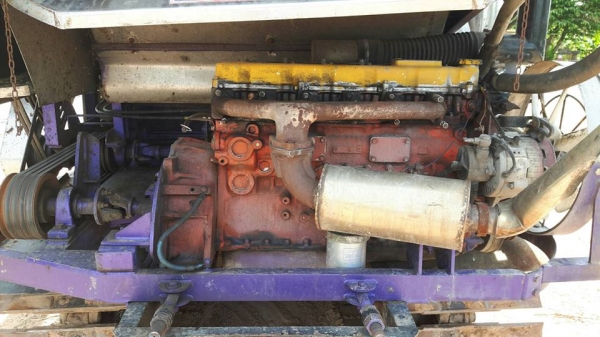 ขายรถเกี่ยวข้าว ช้างน้อยเจ้าพลัง อุ้ม1.5ตัน เครื่องHINO WO6D ช่วงล่าง10สภาพสวยเดิม อุ้มสวยเดิม พร้อมลงงาน ช่วงล่างเต็ม