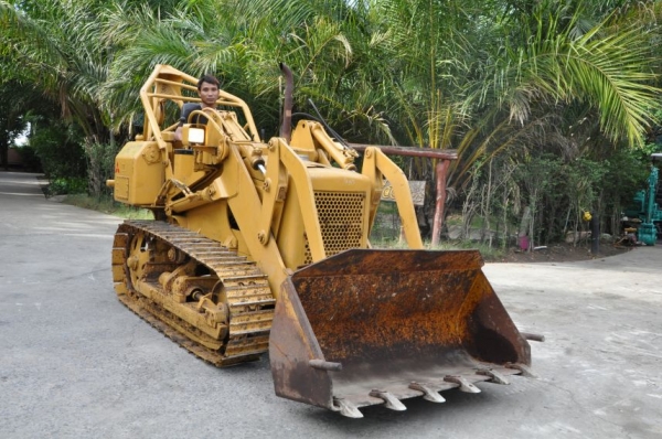 ขาย รถแทรคเตอร์ตีนตะขาบ MITSUBISHI BS3D สภาพเดิมๆจากญี่ปุ่นยังไม่เคยใช้งานในไทย 138,000 เท่านั้น!!