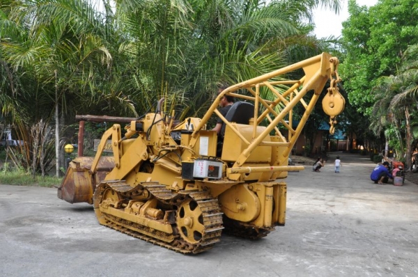 ขาย รถแทรคเตอร์ตีนตะขาบ MITSUBISHI BS3D สภาพเดิมๆจากญี่ปุ่นยังไม่เคยใช้งานในไทย 138,000 เท่านั้น!!