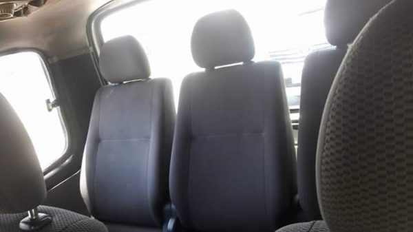 TOYOTA HIACE 2L ดีเซล