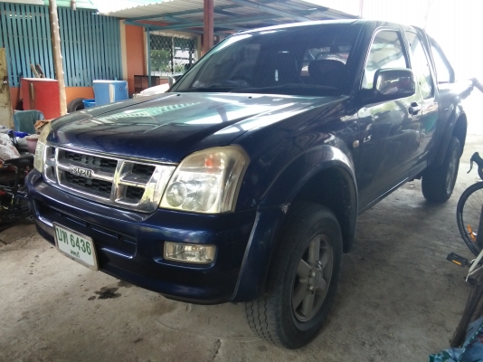 ISUZU D-MAX 4WD 3.0 LS CAB รถบ้านมือเดียวเดิม ๆ 2.7 แสน ต่อรอง