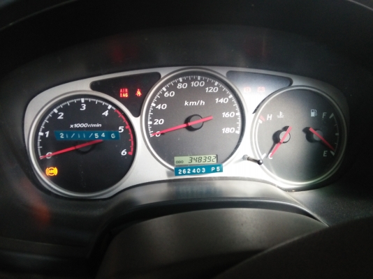 ISUZU D-MAX 4WD 3.0 LS CAB รถบ้านมือเดียวเดิม ๆ 2.7 แสน ต่อรอง