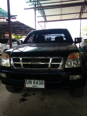 ISUZU D-MAX 4WD 3.0 LS CAB รถบ้านมือเดียวเดิม ๆ 2.7 แสน ต่อรอง