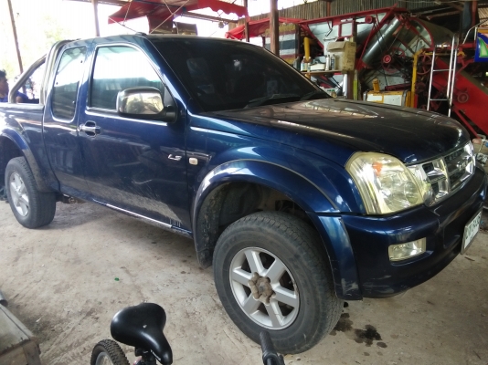 ISUZU D-MAX 4WD 3.0 LS CAB รถบ้านมือเดียวเดิม ๆ 2.7 แสน ต่อรอง