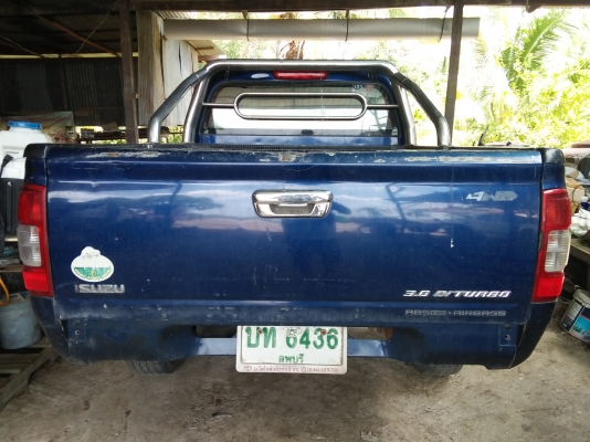 ISUZU D-MAX 4WD 3.0 LS CAB รถบ้านมือเดียวเดิม ๆ 2.7 แสน ต่อรอง