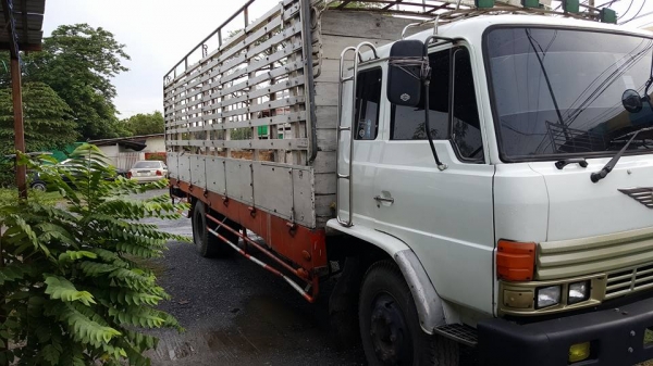 6ล้อยาว 7.20 KL585 รถห้าง เครื่อง 168 แรง คัสซีดี รถสวยเจ้าของใช้เอง ตัดขายสด