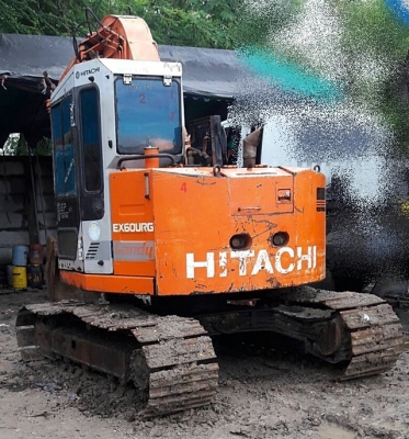 HITACHI EX60 URG