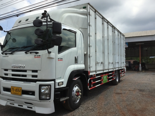 ขายรถหกล้อIsuzu FTR 240 แรง ตู้10ประตู ขายรถหกล้อIsuzu FTR 240 แรง ตู้10ประตู