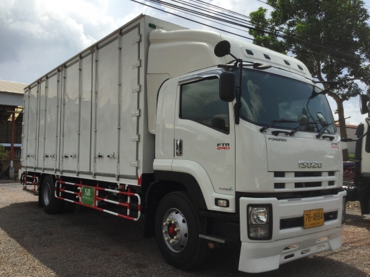 ขายรถหกล้อIsuzu FTR 240 แรง ตู้10ประตู ขายรถหกล้อIsuzu FTR 240 แรง ตู้10ประตู