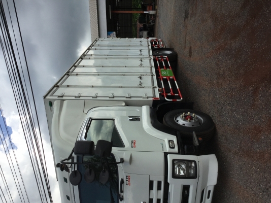 ขายรถหกล้อIsuzu FTR 240 แรง ตู้10ประตู ขายรถหกล้อIsuzu FTR 240 แรง ตู้10ประตู
