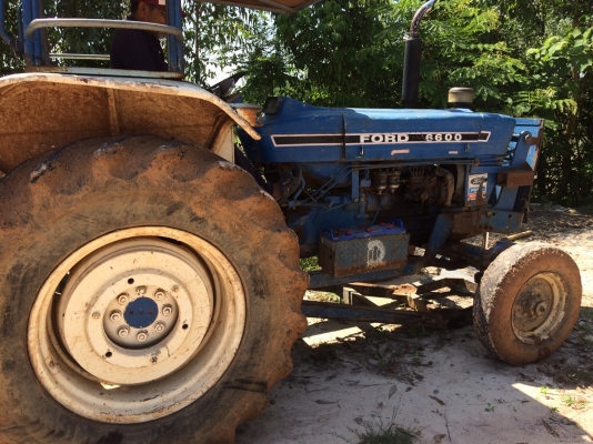 FORD. T3สภาพพร้อมใช้ผาน3ผาน6