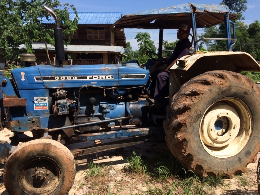 FORD. T3สภาพพร้อมใช้ผาน3ผาน6