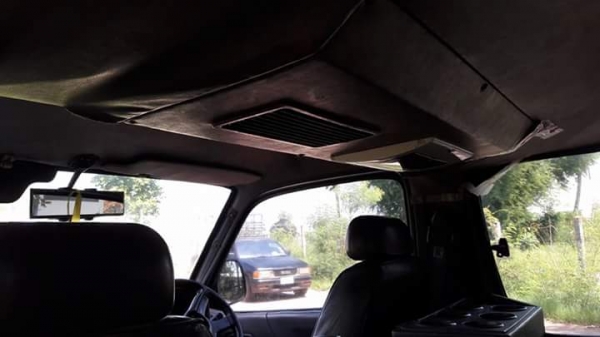 TOYOTA HIACE 2.5 2L ดีเซล