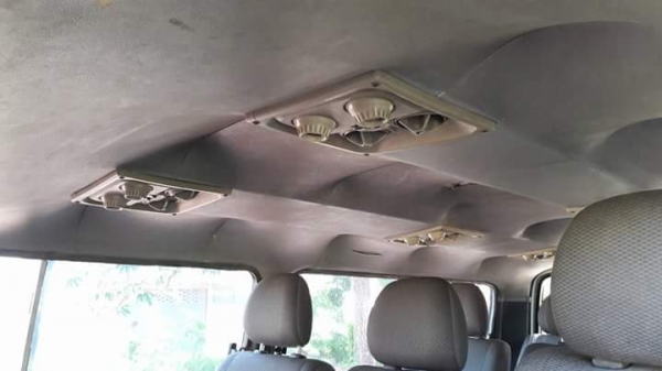 TOYOTA HIACE 2.5 2L ดีเซล