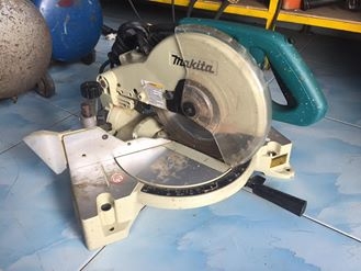 ขาย เลื่อยตัดองศา MAKITA LS1040 มือสอง สภาพสวยๆครับ