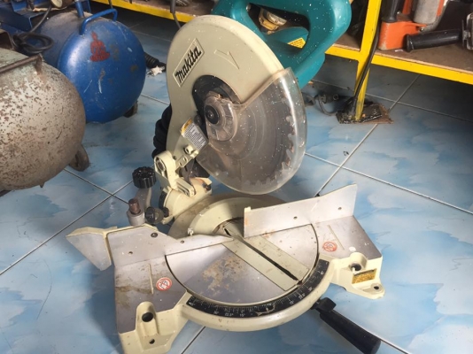 ขาย เลื่อยตัดองศา MAKITA LS1040 มือสอง สภาพสวยๆครับ