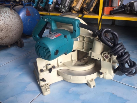 ขาย เลื่อยตัดองศา MAKITA LS1040 มือสอง สภาพสวยๆครับ