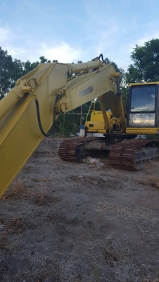 KOMATSU PC200 รุ่น 6 (เจ้าของขายเอง) KOMATSU PC200 รุ่น 6 (เจ้าของขายเอง)