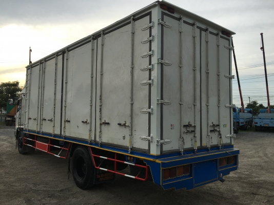 6ล้อตู้10ประตู