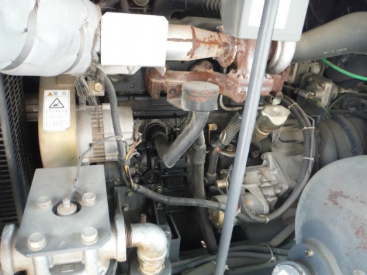 เครื่องปั๊มลม PDS390S # 72-4060945 ขนาด 7 บาร์ 390 cfm. สต๊อกรอนำเข้า โทร.กุ้ง:0813062283