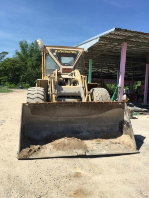 รถตักล้อยางCAT950 สวยๆ