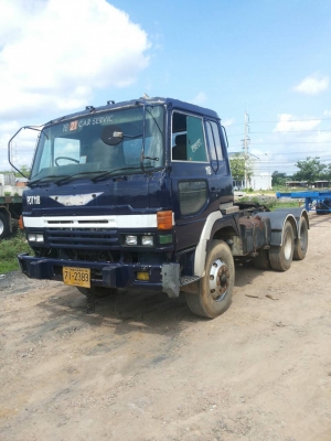 ขาย10ล้อหัวลาก 300แรงม้า  พร้อมใช้งาน  เล่มติดมือ..