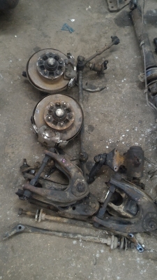 ขายอะไหล่โตโยต้าม้ากระโดด LN40