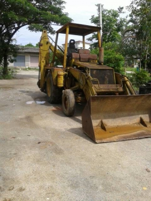 รถตักหน้า-ขุดหลังJCB   รถร้านวัสดุใช้งานน้อย  พร้อมใช้งาน..
