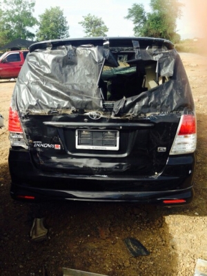 ซาก INNOVA เครื่อง 2700 ออโต้ ถอดเเยกขายอะไหลทุกอย่างทั้งคันสอบถามได้มีหลายรุ่นเก๋งเเละกระบะ