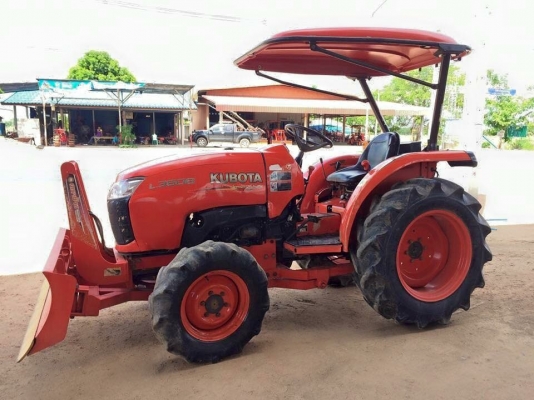 ขายรถไถคูโบต้า L3608(4WD)2เพลา พร้อมมอุปกรณ์ใบมีดดันดินหน้าและ ผานพรวน ราคาถูก ขายรถไถคูโบต้า L3608(4WD)2เพลา พร้อมมอุปกรณ์ใบมีดดันดินหน้าและ ผานพรวน ราคาถูก