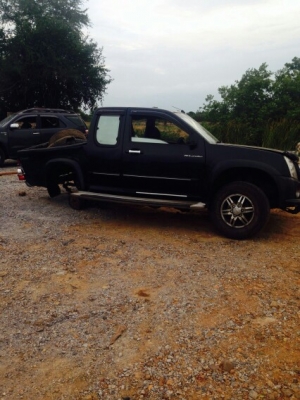 ซากดีเเมกด์ เครื่อง2500 ถอดเเยกขายอะไหลทุกอย่างทั้งคันมีหลายรุ่นเก๋งเเละกระบะเเยกขายทุกคัน