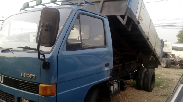 ขายISUZU NPR 6ล้อ