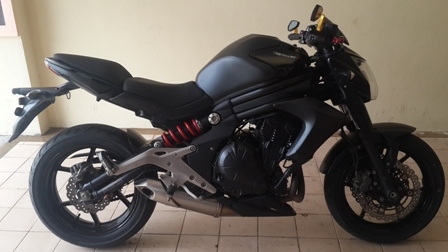 ต้องการขาย kawasaki ER-6N ปี 2013 เล็กไมค์ 14,000 กว้าโล