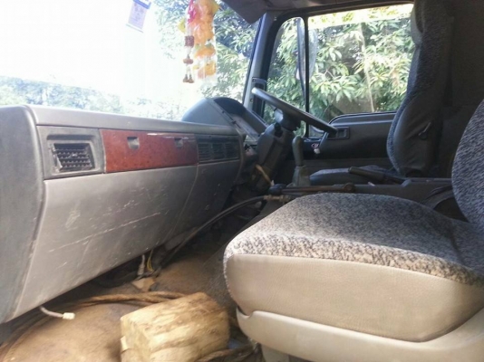 ขายรถ6ล้อ ดั้ม5คิว เครื่อง145แรง ภายในสวย แอร์เย็น เอกสารพร้อมโอน สนใจโทร 090-8588220คุณนะ 093-3258446คุณบิว หรือเข้าดูสินค้าอื่นๆได้ที่ www.narong2truck.com หรือ www.truck.in.th/498 หรือเพจFacebook ณรงค์ ซื้อขายรถมือสอง (เว็บไซต์ส่วนตัว) หรือFacebook คุณ