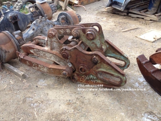 FROM JAPANตัวคีบปากหนีบไม้ อุปกรณ์รองรับสำหรับรถขุดไซค์ 60,65,70,75,100  /สวมบูทสลัก 60 มิล/ ราคาเพียง 19,500 บาท สนใจติดต่อ 0819337688