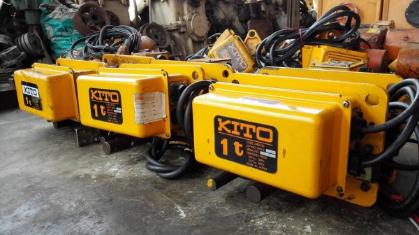 ** SOLD ** ตัวเดินราง KITO 1 Ton ระบบไฟตรงแท้ 380V.สภาพสวยสดใหม่มาดูมาเทสก่อนได้ครับ!!