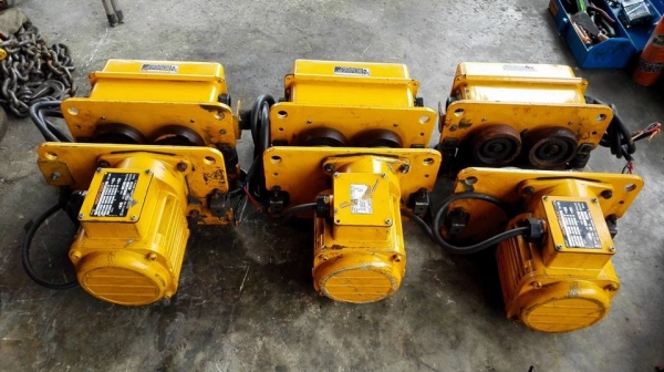 ** SOLD ** ตัวเดินราง KITO 1 Ton ระบบไฟตรงแท้ 380V.สภาพสวยสดใหม่มาดูมาเทสก่อนได้ครับ!!