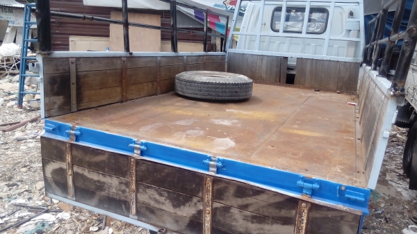 กระบะบรรทุกสี่ล้อ กระบะบรรทุกสี่ล้อ