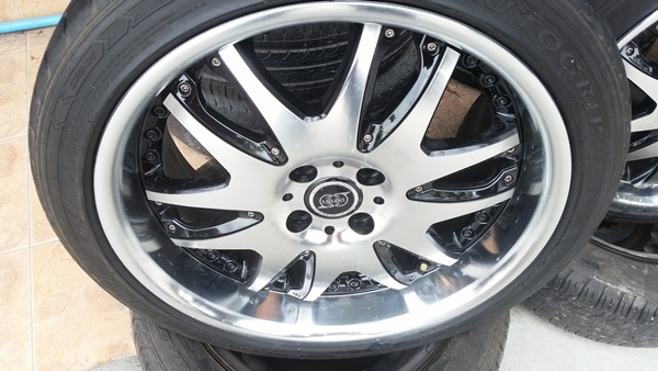 ขายล้อ INFINITY ขอบ17 4รู100 กว้าง7.5 พร้อมยาง 4 ล้อ ขายล้อ INFINITY ขอบ17 4รู100 กว้าง7.5 พร้อมยาง 4 ล้อ