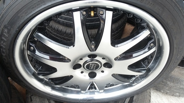 ขายล้อ INFINITY ขอบ17 4รู100 กว้าง7.5 พร้อมยาง 4 ล้อ ขายล้อ INFINITY ขอบ17 4รู100 กว้าง7.5 พร้อมยาง 4 ล้อ