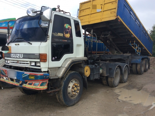 สิบล้อหัวลากISUZU เครื่องEK100เกียร์อินตั้นเครื่องฟิตใหม่(เฉพาะหัว)